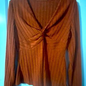 New V neck Rust  Ribbed Long Sleeve Top.